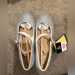 “New”Girls Silver Mary Jane Shoes size4